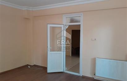 KAVACIK YENİ CAMİ’DE 2+1 OFİS DE OLABİLECEK KİRALIK DAİRE