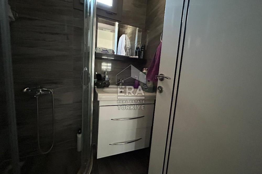 Şirinköy Mahallesi'nde Köşe Konumda Satılık Villa