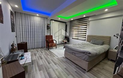 Şirinköy Mahallesi'nde Köşe Konumda Satılık Villa