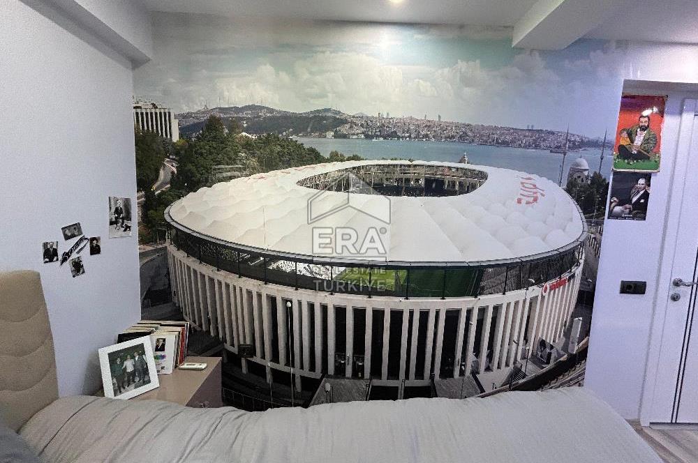 Şirinköy Mahallesi'nde Köşe Konumda Satılık Villa