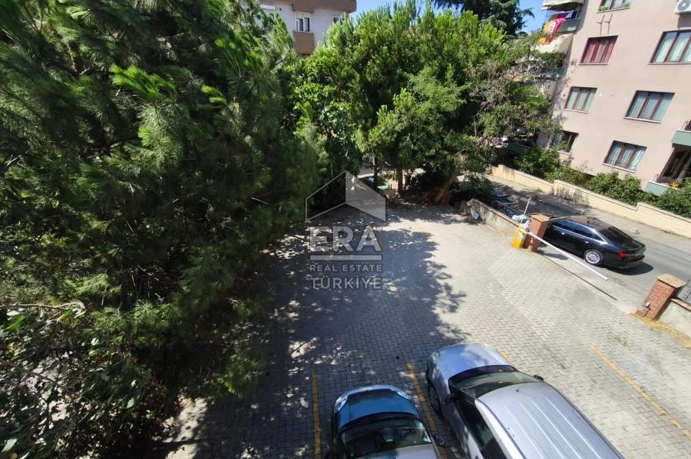 ACIBADEM CADDESİNDE BAKIMLI 3+1 KİRALIK DAİRE