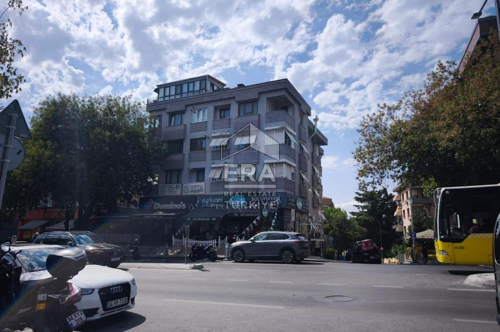 ACIBADEM CADDESİNDE BAKIMLI 3+1 KİRALIK DAİRE