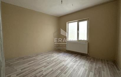 ERA SÖZ DEN KASAPLAR MAHALLESİNDE BAKIMLI KİRALIK DAİRE