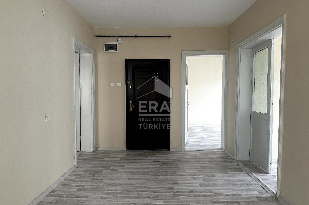 ERA SÖZ DEN KASAPLAR MAHALLESİNDE BAKIMLI KİRALIK DAİRE