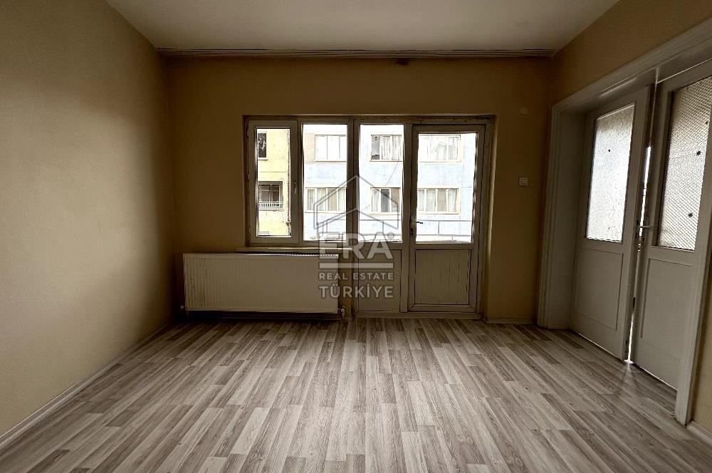 ERA SÖZ DEN KASAPLAR MAHALLESİNDE BAKIMLI KİRALIK DAİRE
