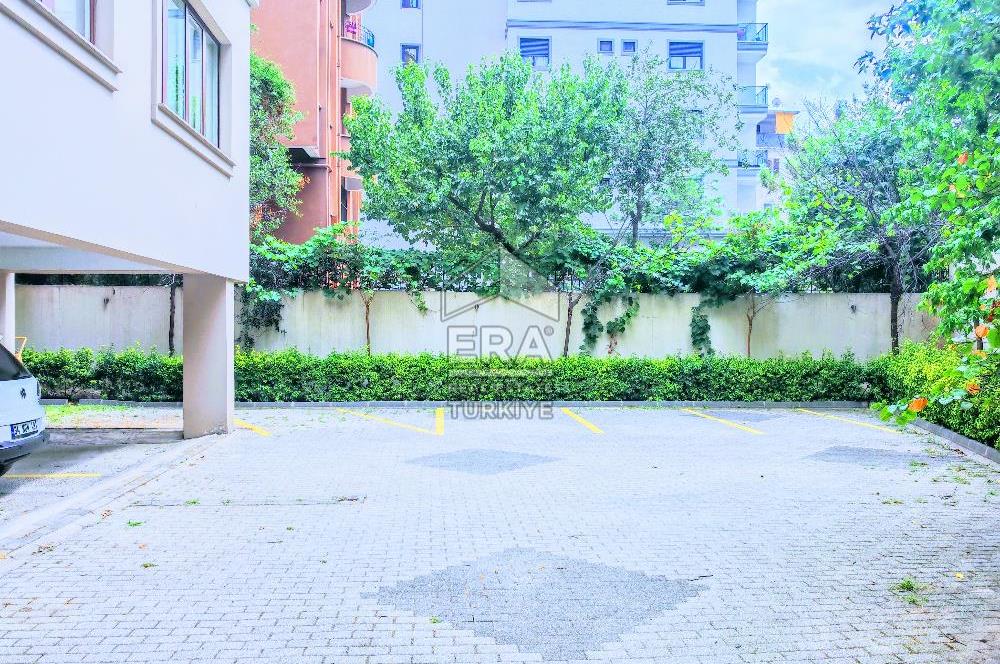 Şemsettin Günaltay Caddesinde 7 katlı binada 6. Katta net 112 m2