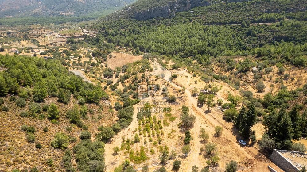 Datça Hızırşah'ta Satılık Deniz Manzaralı 1.051 m2 Tarla
