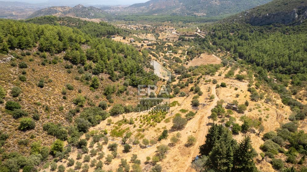 Datça Hızırşah'ta Satılık Deniz Manzaralı 1.051 m2 Tarla