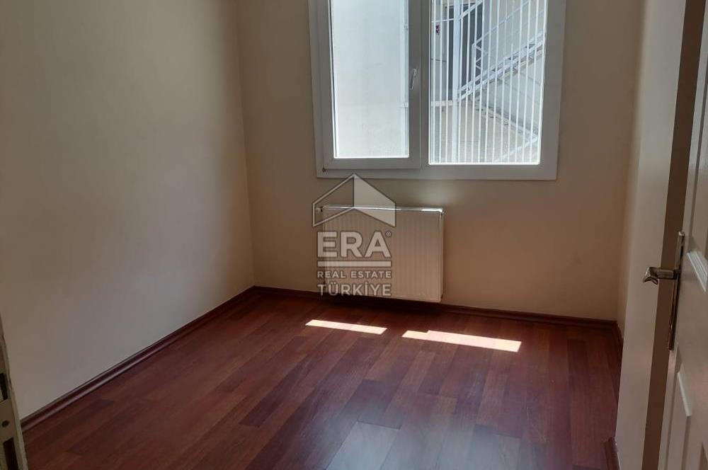Gaziemir Gazi Mah. 3+1 Bakımlı Ferah Otoparklı Daire