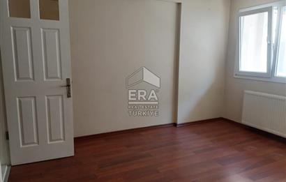 Gaziemir Gazi Mah. 3+1 Bakımlı Ferah Otoparklı Daire