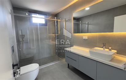Urla Yenikent Mahallesi 5+1 Kiralık Villa