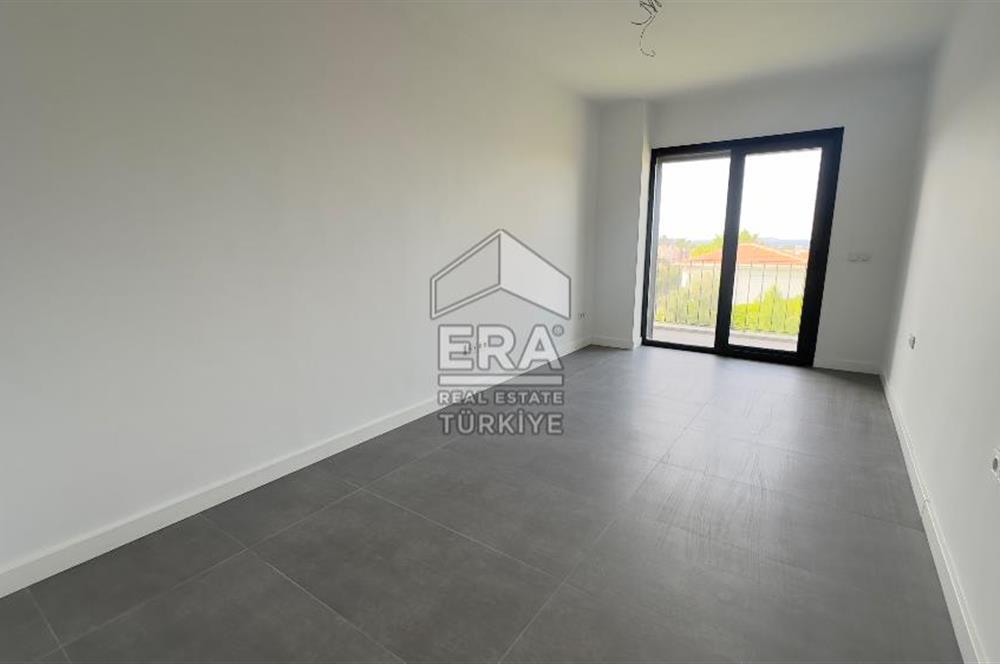Urla Yenikent Mahallesi 5+1 Kiralık Villa