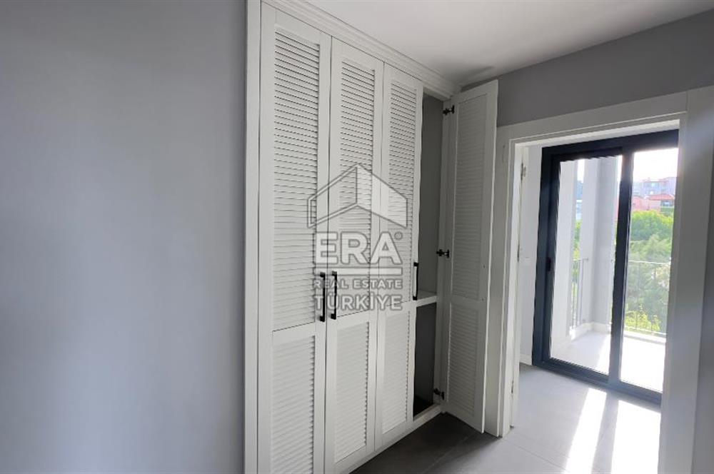 Urla Yenikent Mahallesi 5+1 Kiralık Villa