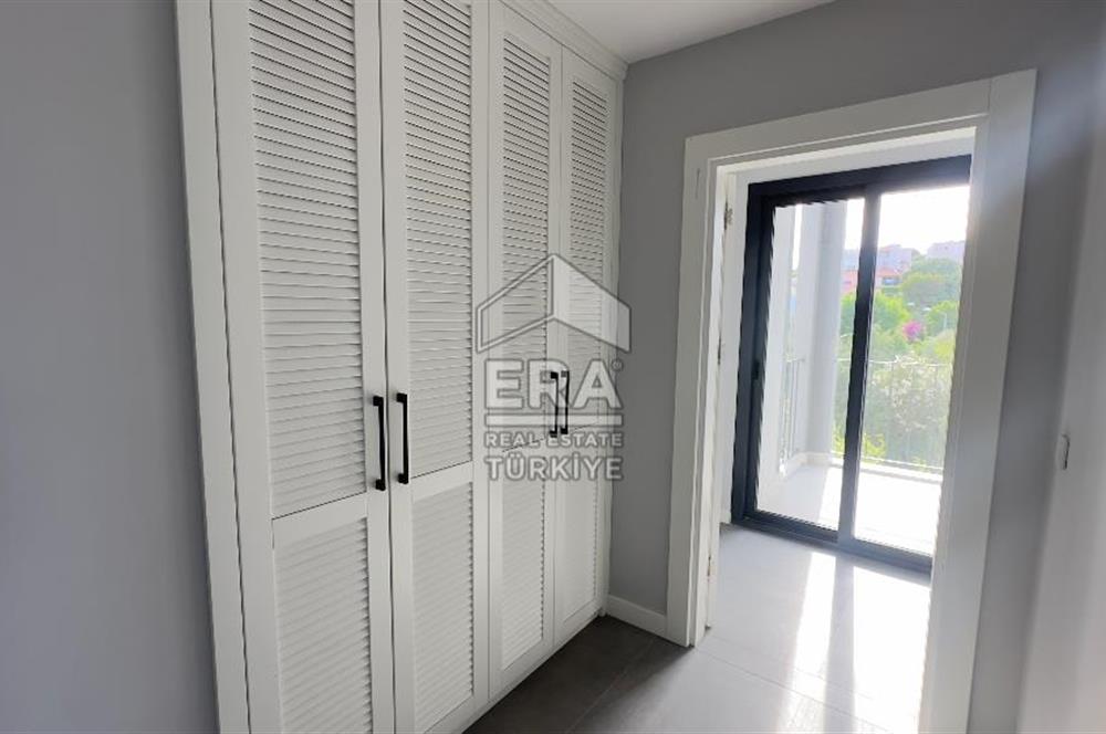 Urla Yenikent Mahallesi 5+1 Kiralık Villa