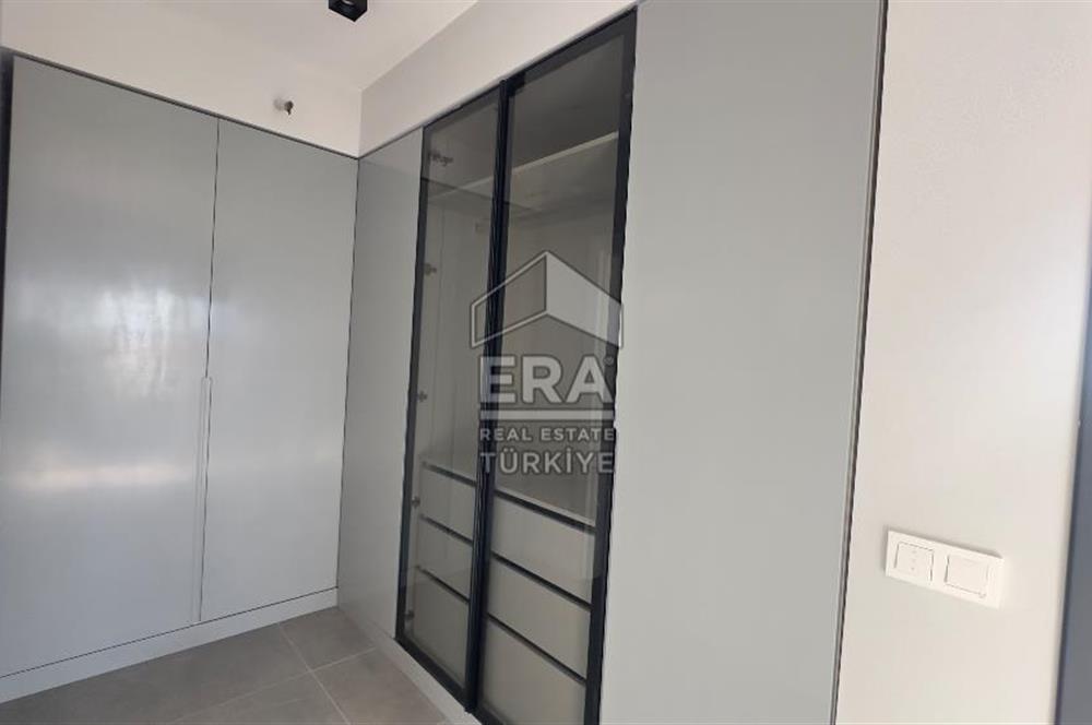 Urla Yenikent Mahallesi 5+1 Kiralık Villa