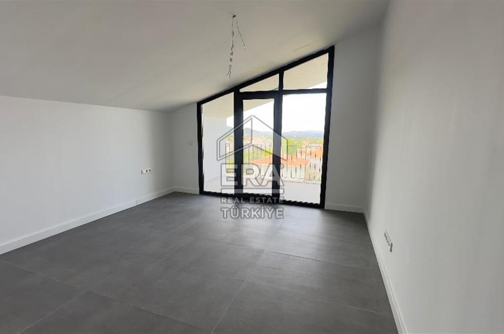 Urla Yenikent Mahallesi 5+1 Kiralık Villa
