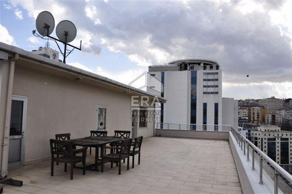 Dikilitaş'ta Satılık Plaza Katı 