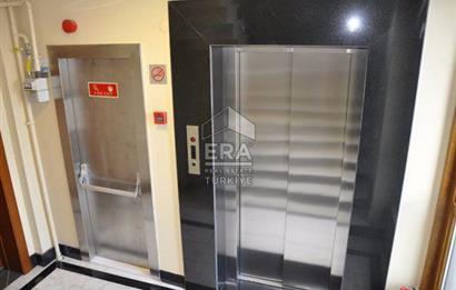 Dikilitaş'ta Satılık Plaza Katı 