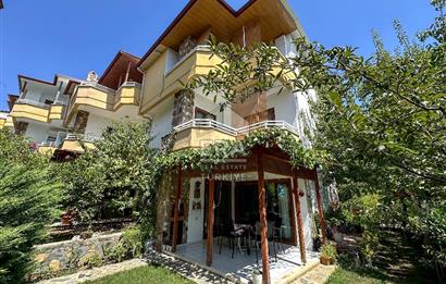 ÇANAKKALE AYVACIK MIHLI MAH SATILIK SİTE İÇİNDE 4+1 KÖŞE VİLLA
