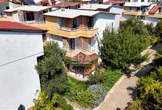 ÇANAKKALE AYVACIK MIHLI MAH SATILIK SİTE İÇİNDE 4+1 KÖŞE VİLLA