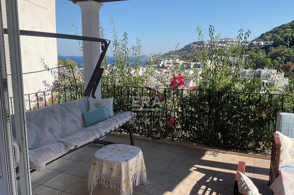 YALIKAVAK GÜMÜŞLÜK  ARASINDA DENİZ MANZARALI SATILIK DUBLEKS DAİRE