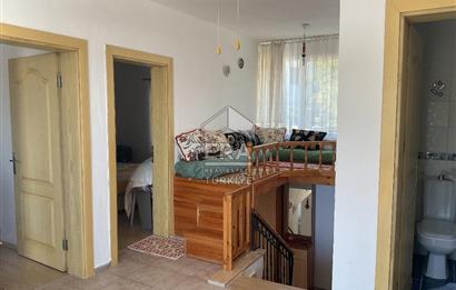 YALIKAVAK GÜMÜŞLÜK  ARASINDA DENİZ MANZARALI SATILIK DUBLEKS DAİRE