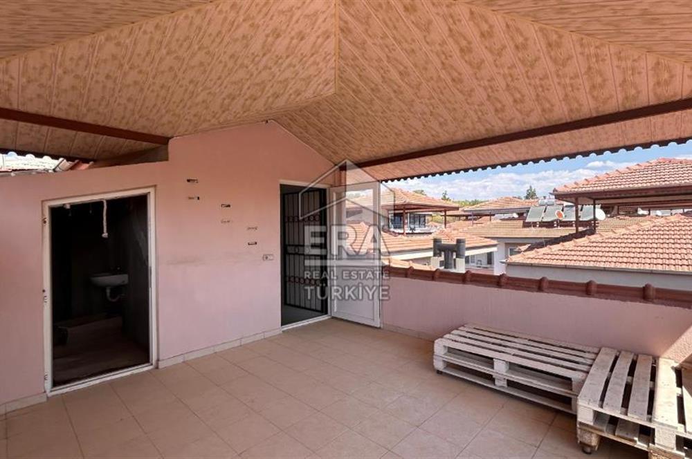 Ilıca Mahallesinde Site İçerisinde 3+1 Triplex Villa