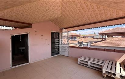 Ilıca Mahallesinde Site İçerisinde 3+1 Triplex Villa