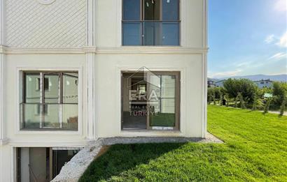 Satılık Sapanca Göl Kenarında 5+2 Brüt 410 m2 Tripleks Villa