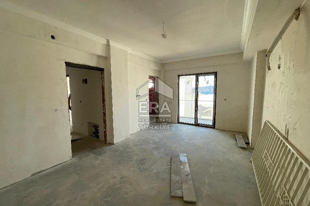 Satılık Sapanca Göl Kenarında 5+2 Brüt 410 m2 Tripleks Villa