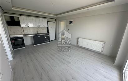 Seyrek Havuzlu Site İçinde Satılık Büyük 2+1 Daire