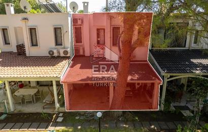 Datça Zarbun Sitesinde Denize Sıfır, Havuzlu 2+1 Satılık Villa
