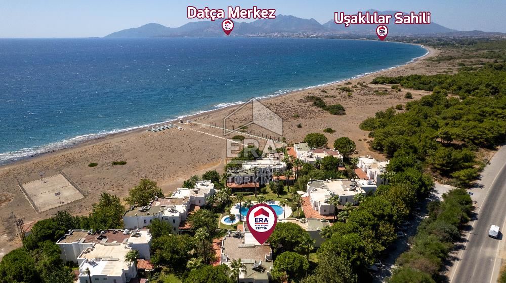 Datça Zarbun Sitesinde Denize Sıfır, Havuzlu 2+1 Satılık Villa