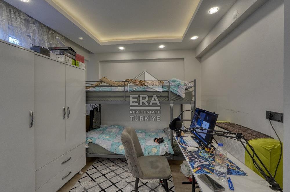 Bornova İnönü Mahallesi 5 Katlı Komple Satılık Bina