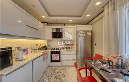 Bornova İnönü Mahallesi 5 Katlı Komple Satılık Bina