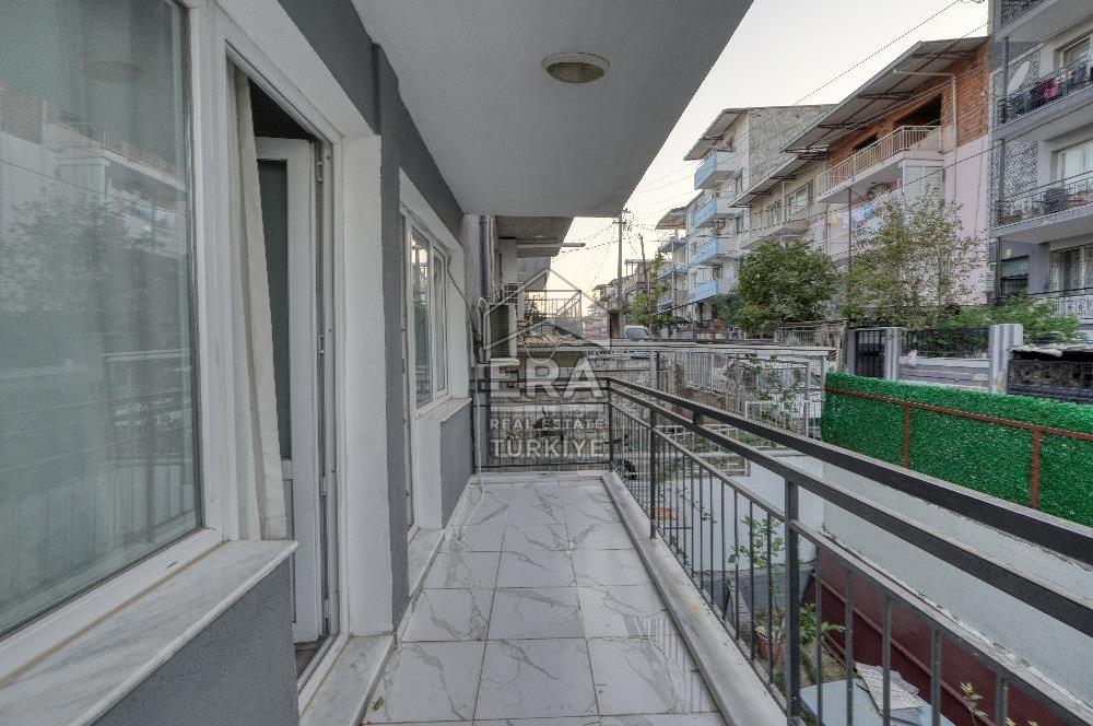 Bornova İnönü Mahallesi 5 Katlı Komple Satılık Bina
