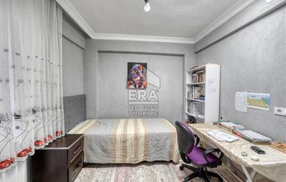 Bornova İnönü Mahallesi 5 Katlı Komple Satılık Bina