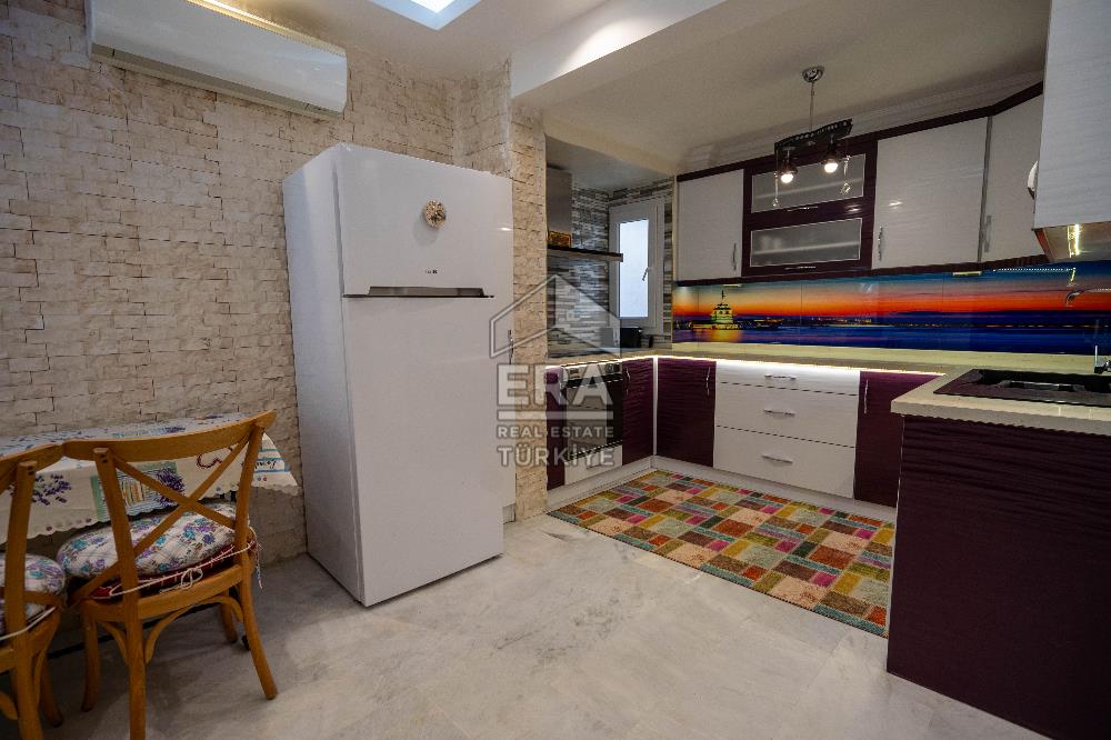 Datça Zarbun Sitesinde Denize Sıfır, Havuzlu 2+1 Satılık Villa