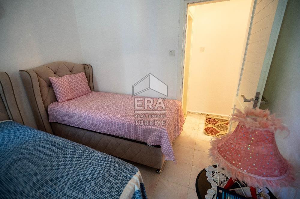 Datça Zarbun Sitesinde Denize Sıfır, Havuzlu 2+1 Satılık Villa