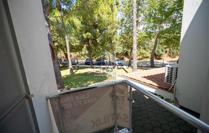 Datça Zarbun Sitesinde Denize Sıfır, Havuzlu 2+1 Satılık Villa