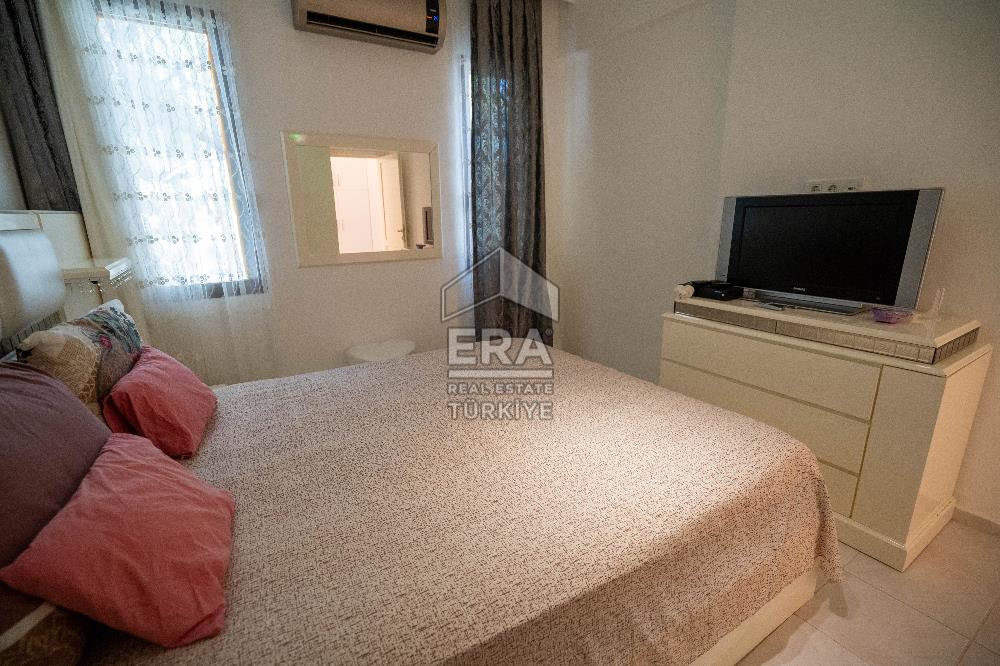 Datça Zarbun Sitesinde Denize Sıfır, Havuzlu 2+1 Satılık Villa