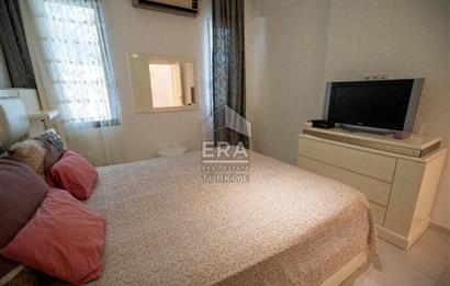 Datça Zarbun Sitesinde Denize Sıfır, Havuzlu 2+1 Satılık Villa