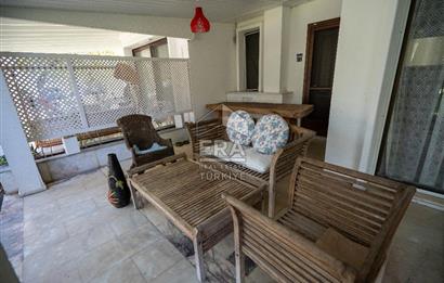Datça Zarbun Sitesinde Denize Sıfır, Havuzlu 2+1 Satılık Villa
