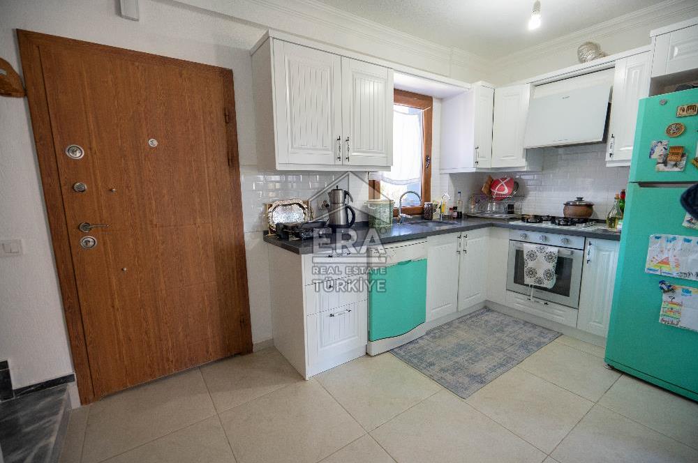 Datça Kızlan'da Satılık 550 m2 Arsada ve Müştemilatlı 3+2 Villa