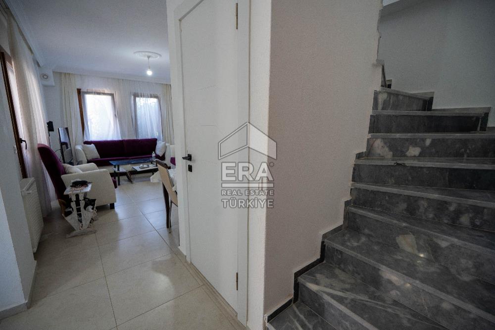 Datça Kızlan'da Satılık 550 m2 Arsada ve Müştemilatlı 3+2 Villa