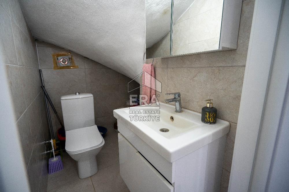 Datça Kızlan'da Satılık 550 m2 Arsada ve Müştemilatlı 3+2 Villa