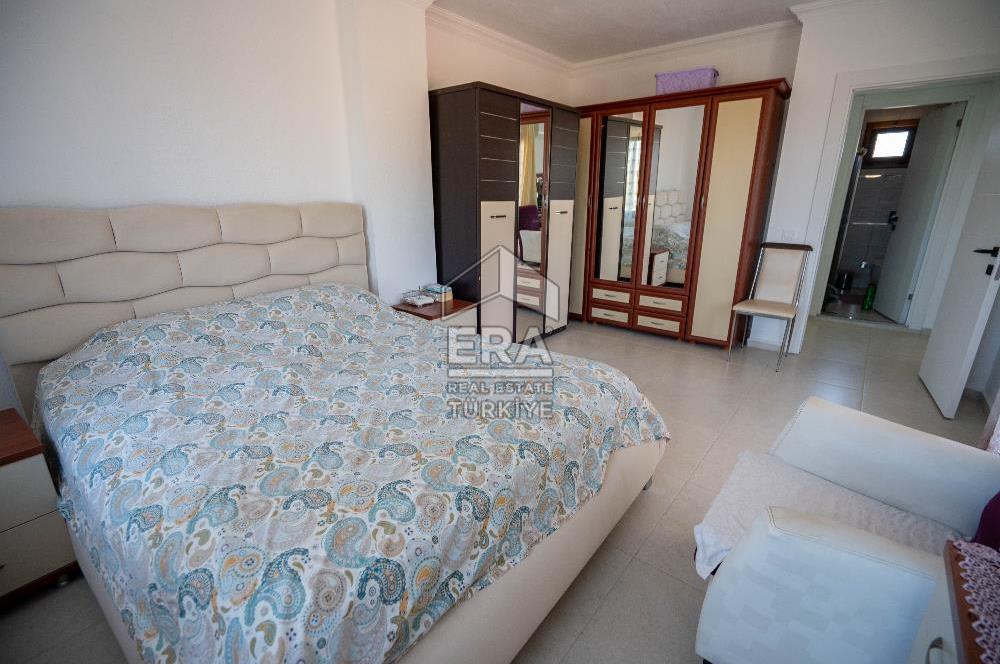 Datça Kızlan'da Satılık 550 m2 Arsada ve Müştemilatlı 3+2 Villa
