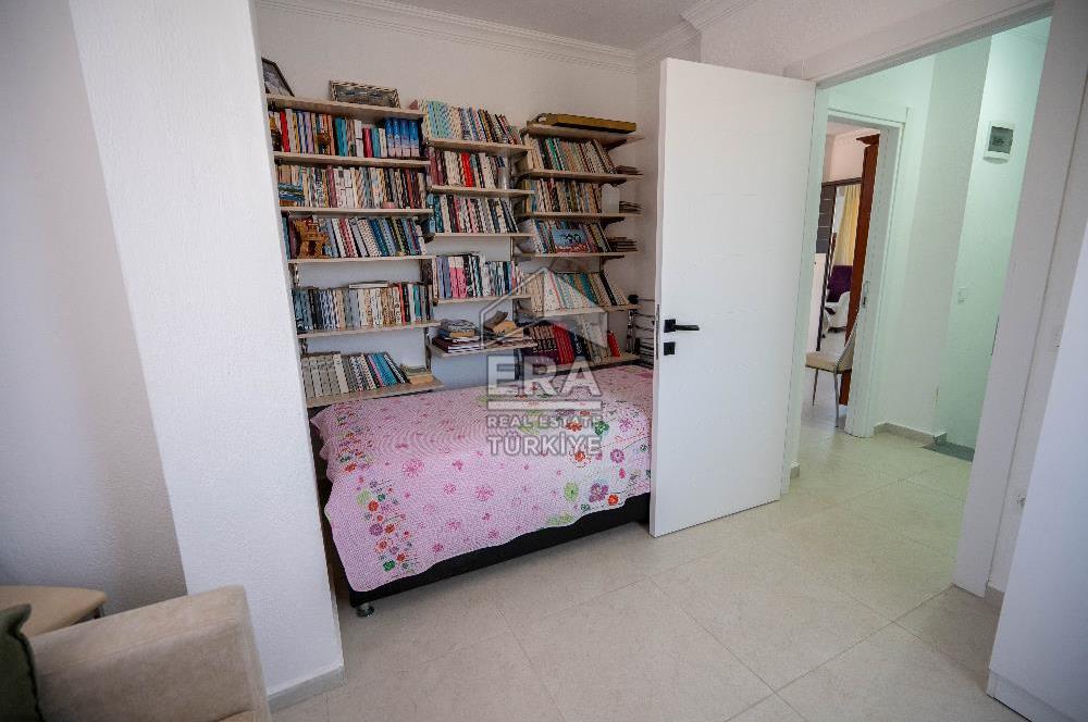 Datça Kızlan'da Satılık 550 m2 Arsada ve Müştemilatlı 3+2 Villa