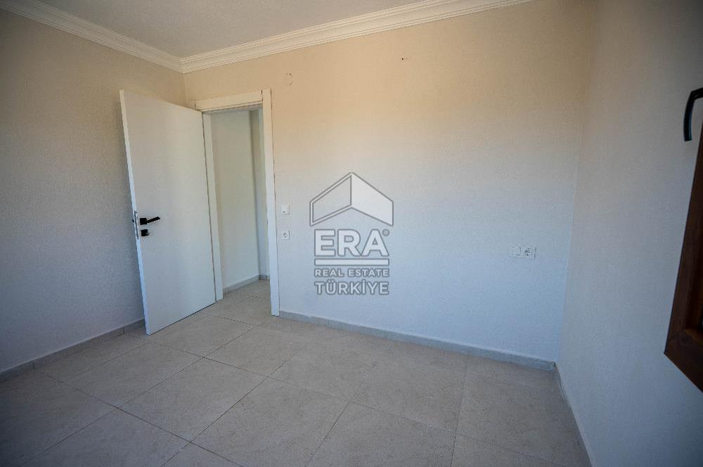 Datça Kızlan'da Satılık 550 m2 Arsada ve Müştemilatlı 3+2 Villa