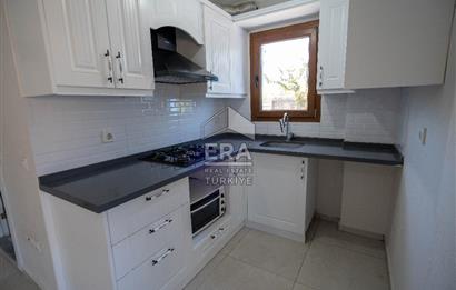 Datça Kızlan'da Satılık 550 m2 Arsada ve Müştemilatlı 3+2 Villa